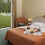 Western Le Longchamp 4* Craponne