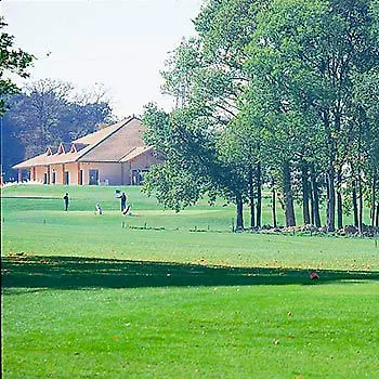 Western Le Longchamp Отель