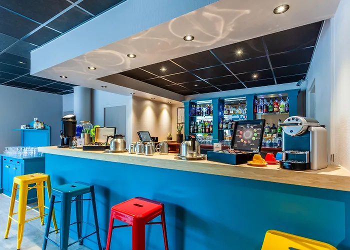 Otel Western Le Longchamp 4*