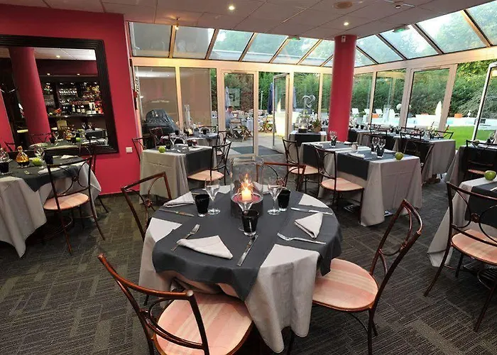 Hotel Western Le Longchamp Craponne